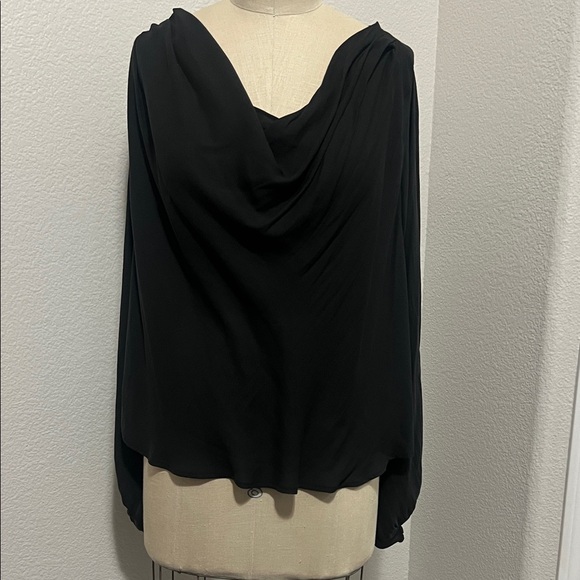 Elegant Black Women's Drape Top - Picture 1 of 3